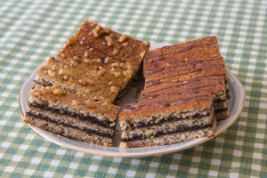 Makovo_medove_rezy.jpg, 74kB