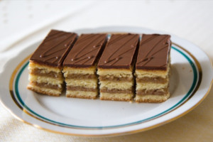 cokoladovo_orechove_rezy.jpg, 20kB