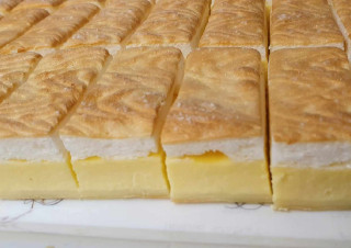 tvarohovy_kremes.jpg, 23kB